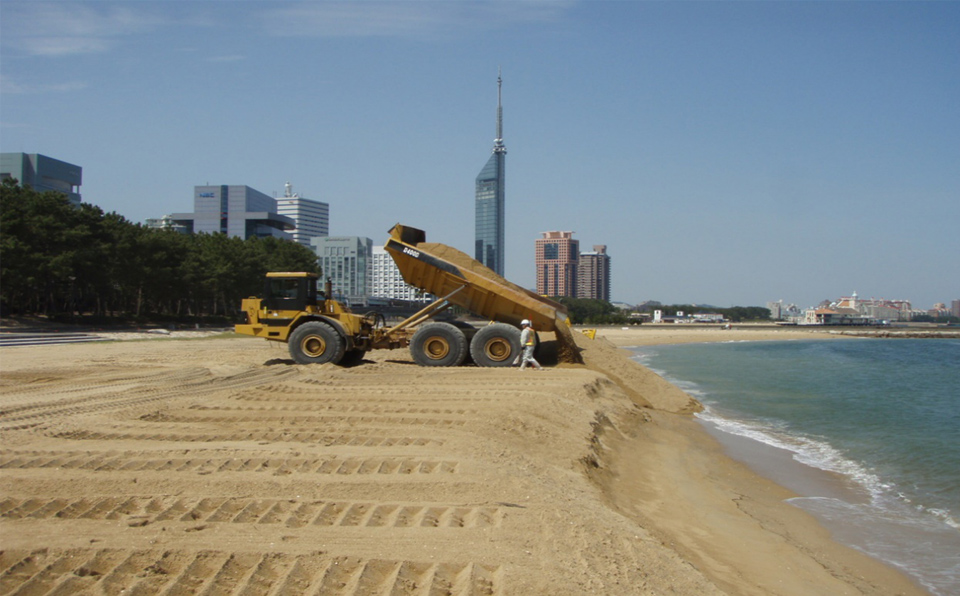 海浜公園　養浜整形